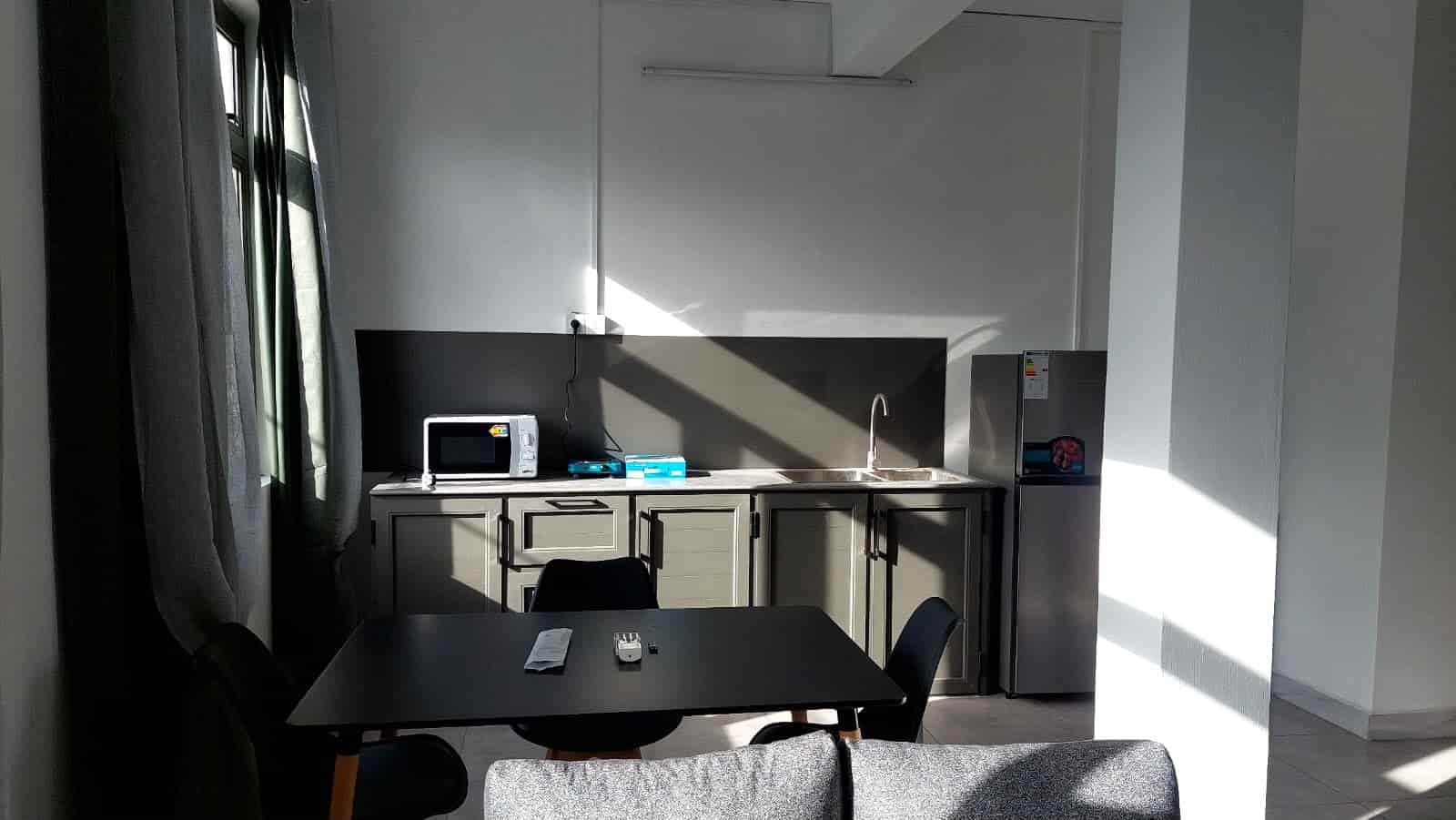 Trou aux Biches Studio kitchen